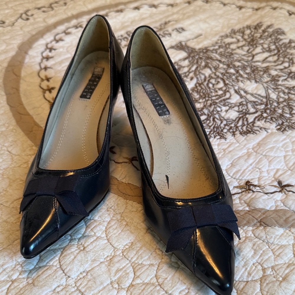 Classic Pointed Toe Bow Pumps - Black